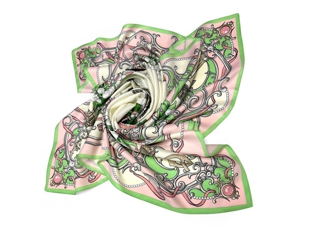 Набор: платок Царевна Лебедь и свеча Вдохновение