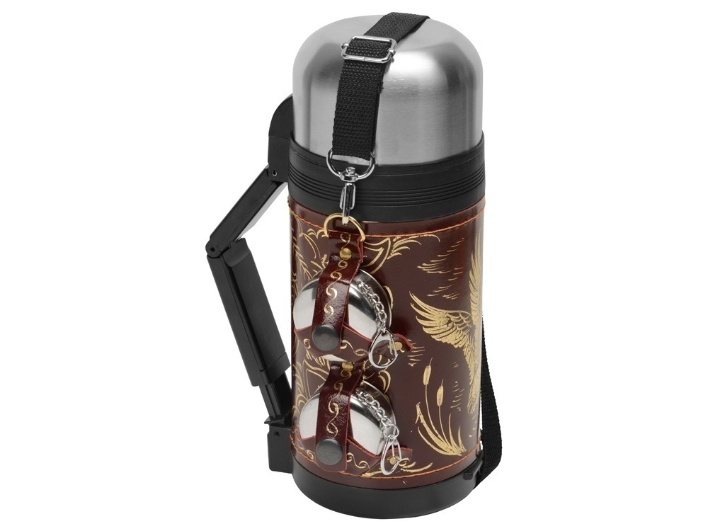 Термос в кожаном чехле